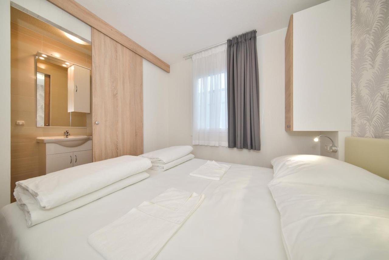Mobile Homes, Privlaka Zadar Dalmacija - Private Pool מראה חיצוני תמונה